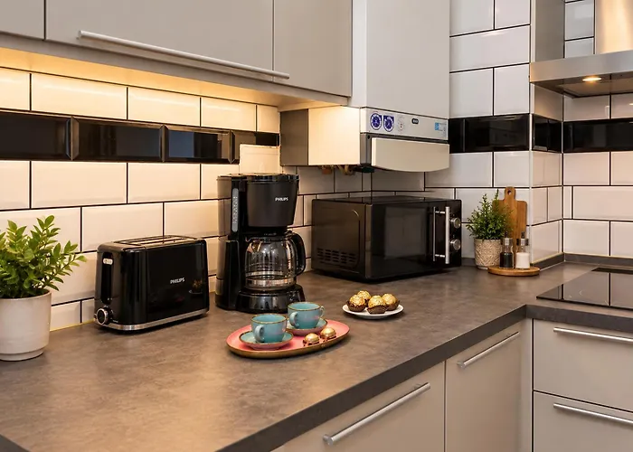 2 Bedroom In Vibrant Area Near U3 & Westbahnhof アパート ウィーン